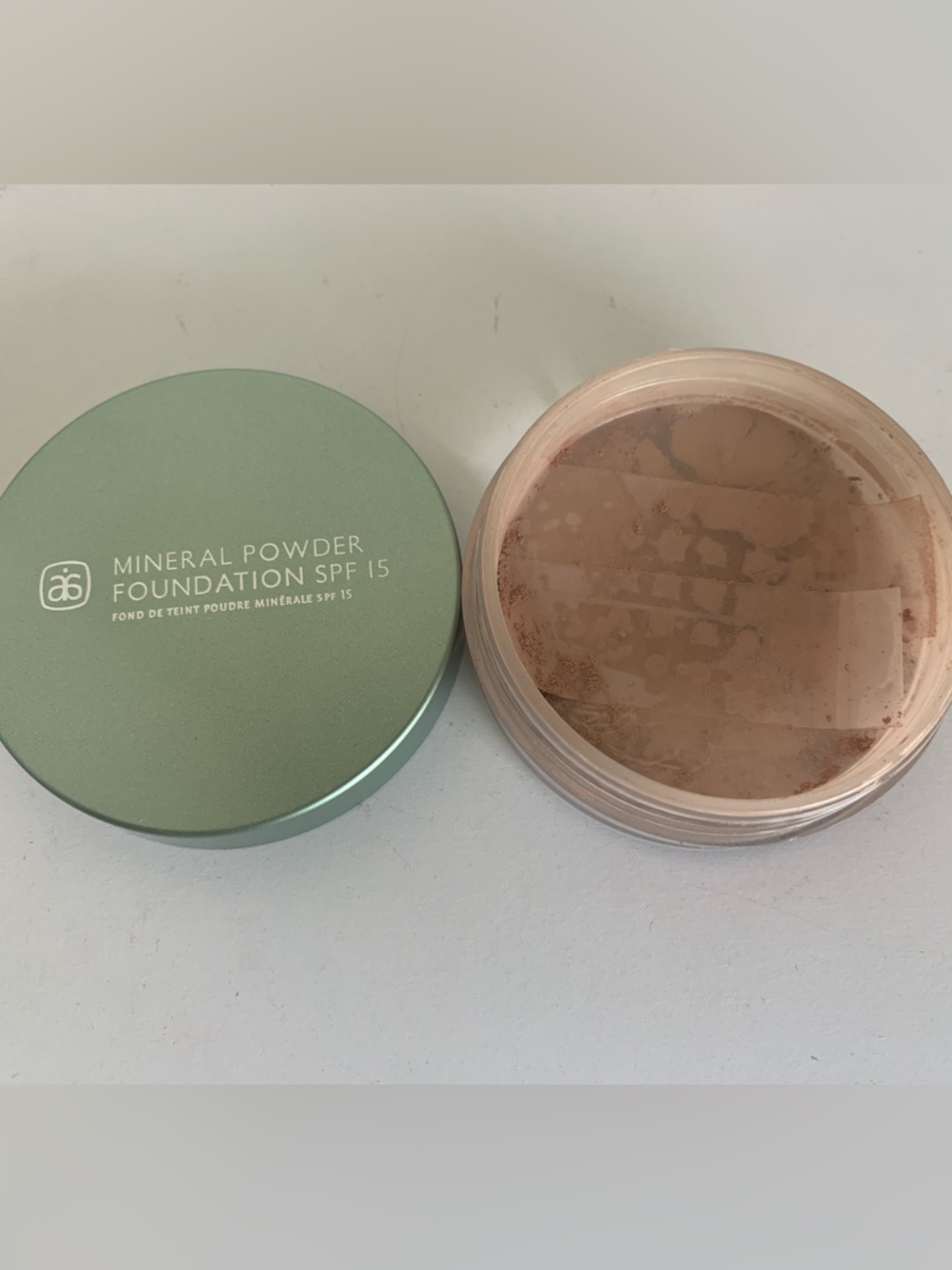 Arbonne mineral powder foundation 2w